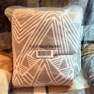 Pink Victoria’s Secret rare Sherpa Blanket